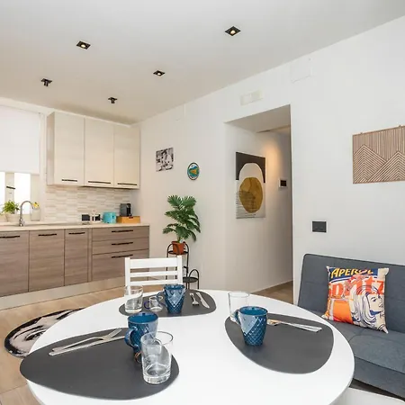 Prázdninový dům Msuite Macchia